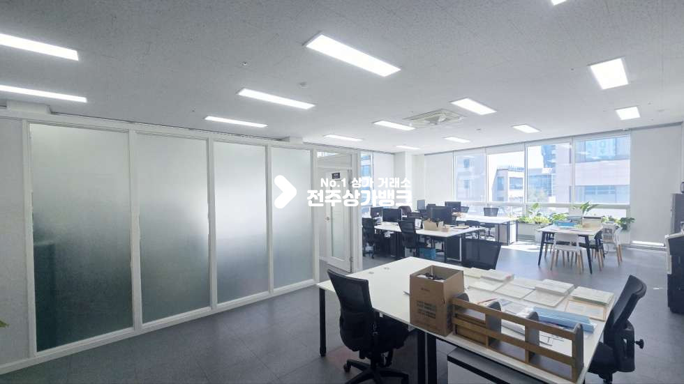 전북 전주완산구 효자동2가 효자동2가 사무실로 최적 내부 매우깔끔 룸분리 !! 즉시입주가능 월세 매물번호 16941 사진 1