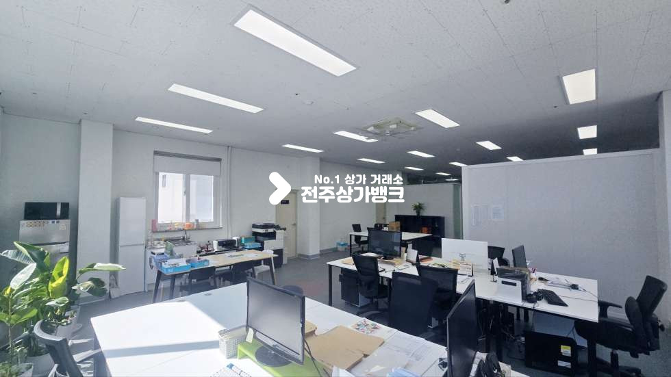 전북 전주완산구 효자동2가 효자동2가 사무실로 최적 내부 매우깔끔 룸분리 !! 즉시입주가능 월세 매물번호 16941 사진 3