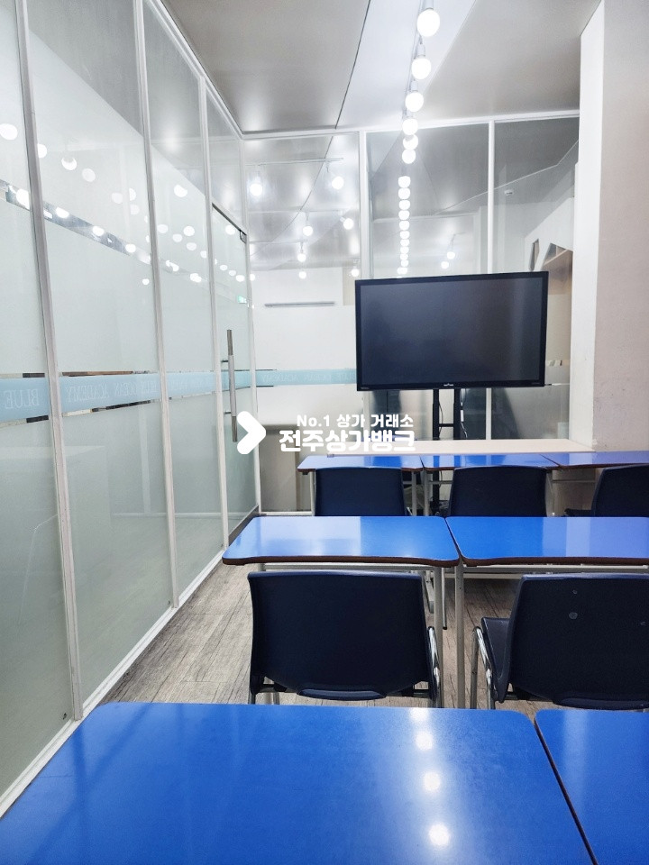 전북 전주완산구 중화산동2가 ●중화산동40평●학원강추●권리금없음●시설집기드림● 월세 매물번호 16975 사진 2