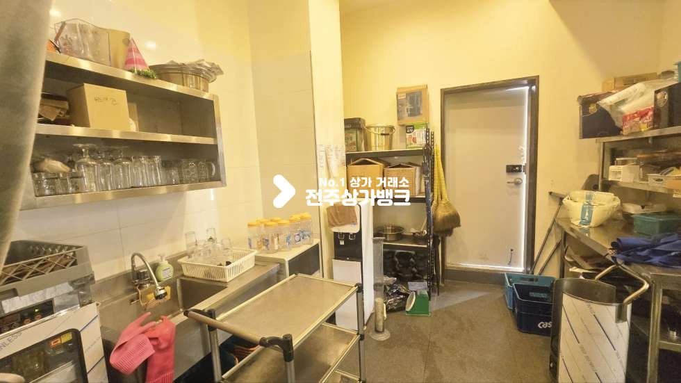 전북 전주완산구 효자동3가 ★신시가지 1층 70평 고기집 양도양수 타업종가능★ 월세 매물번호 16981 사진 10