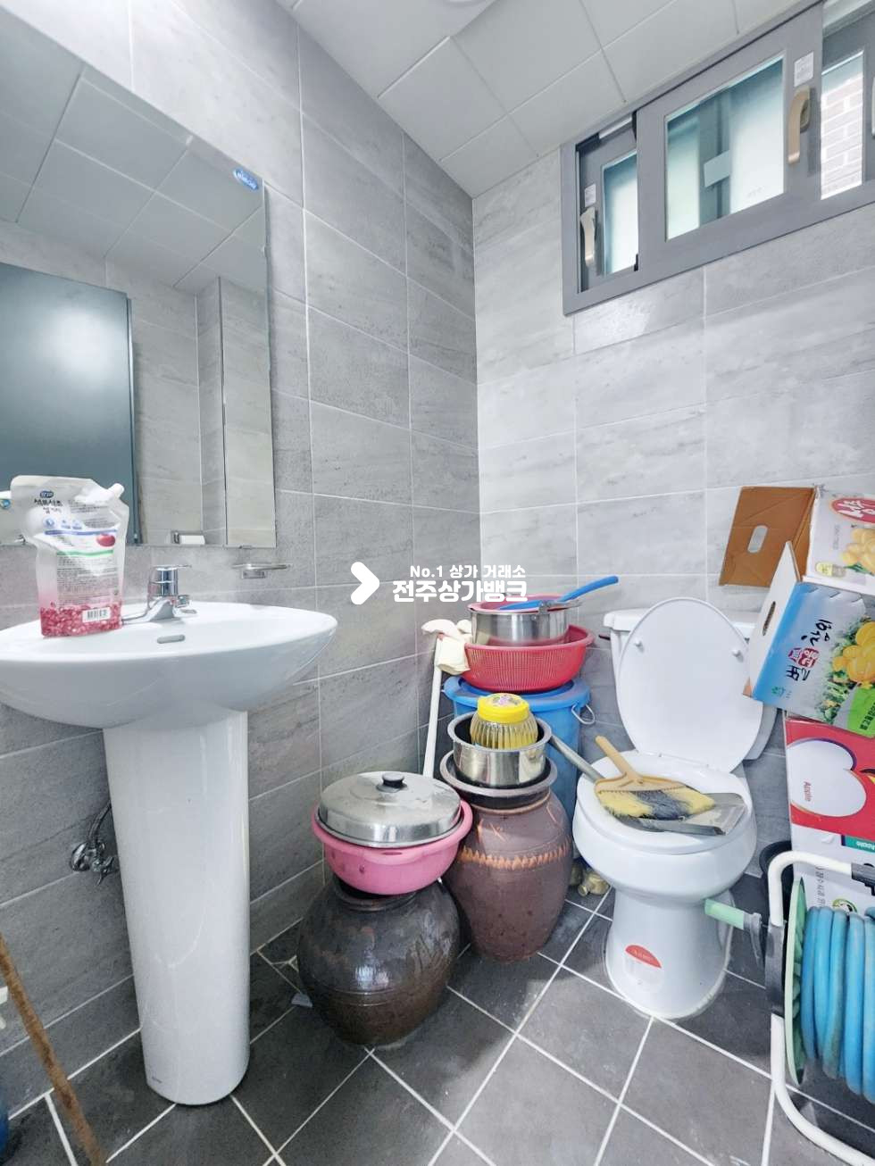 전북 전주완산구 삼천동1가 내부 올 리모델링 사무실로 쓰기 최적 !! 저렴한 가격대 신축 단독으로 사용가능 즉시입주가능 월세 매물번호 11944 사진 8