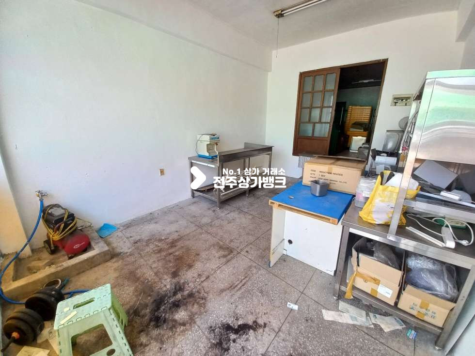 전북 전주완산구 중화산동2가 ●15평●화산초부근● 월세 매물번호 11726 사진 2