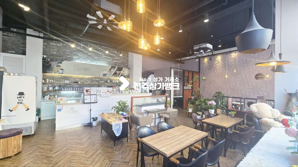 전북 전주완산구 효자동2가 효자동3가 오피스상권의 깔끔한 카페상가 저렴한권리금으로 즉시입주가능 월세 매물번호 16514 사진 1