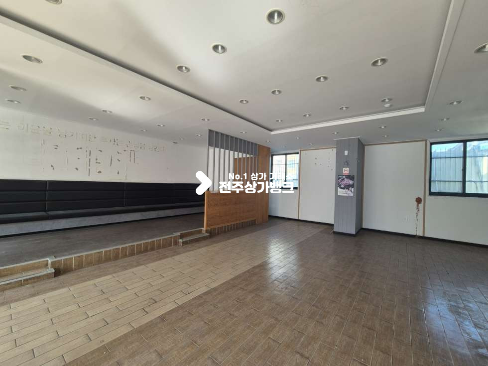 전북 전주완산구 중화산동2가 ○중화산동 2가 김돈이 인근 1층. 음식점 ,카페 추천○ 월세 매물번호 17075 사진 3