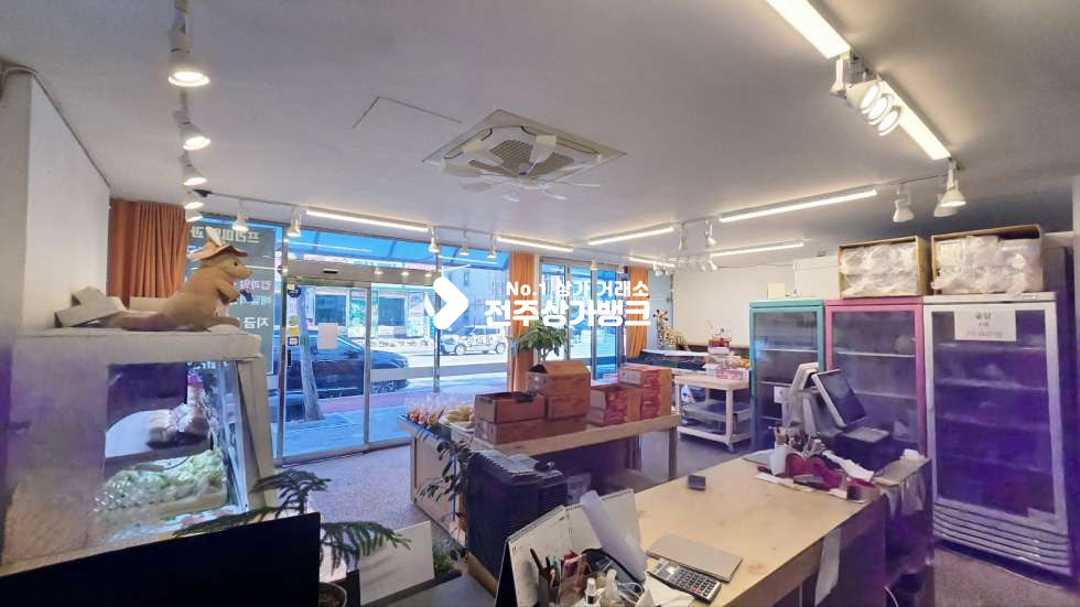 전북 전주완산구 중화산동2가 중화산동2가 장사잘되고 유동인구 많은곳 1층 과일가계상가 양도양수 권리금협의가능 ! 월세 매물번호 16653 사진 4