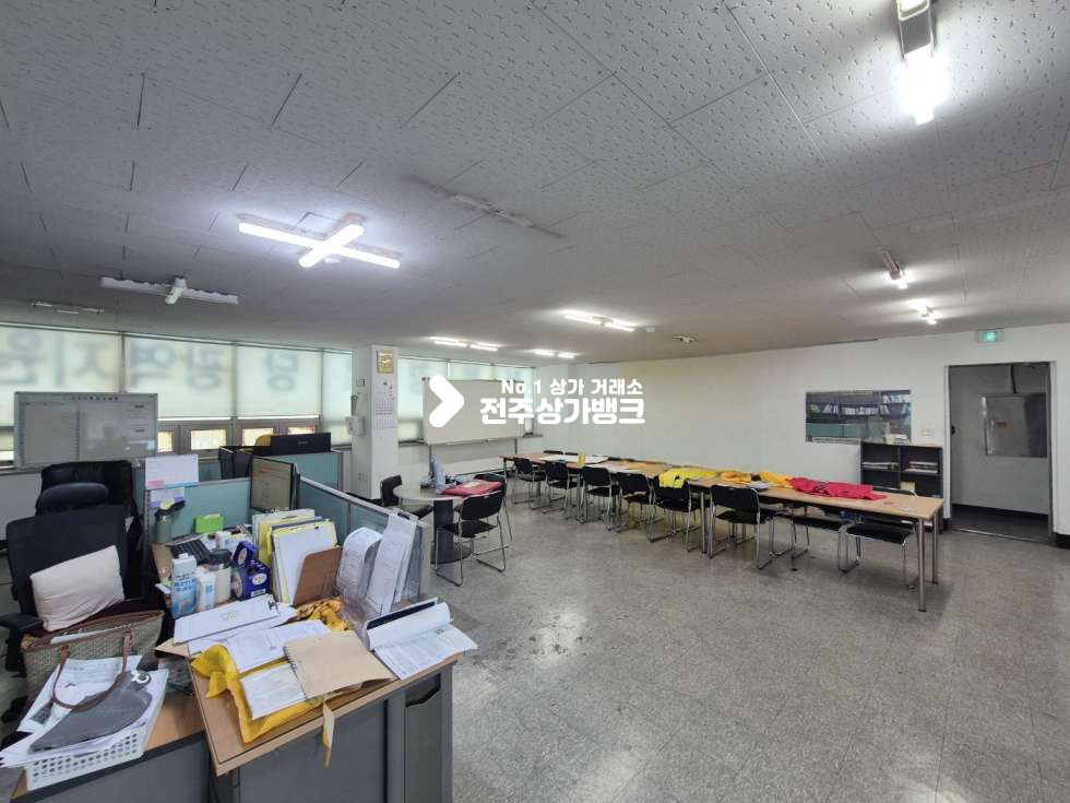 전북 전주완산구 서신동 ○서신동 한일고 인근 5층 . 사무실 추천!○ 월세 매물번호 15981 사진 4