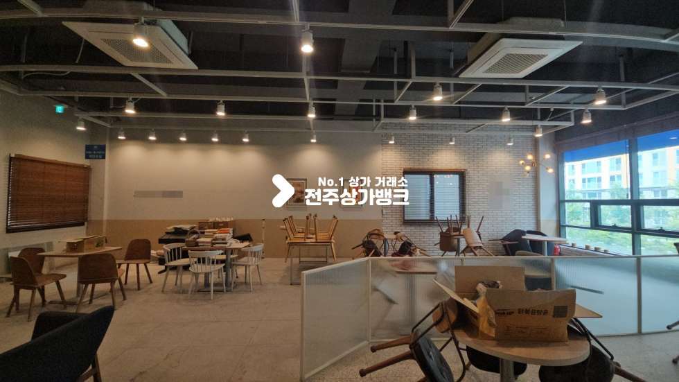 전북 전주덕진구 만성동 저렴한 권리금 시설깔끔 까페&미용상가 강력추천 즉시입주가능 ! 월세 매물번호 17136 사진 12