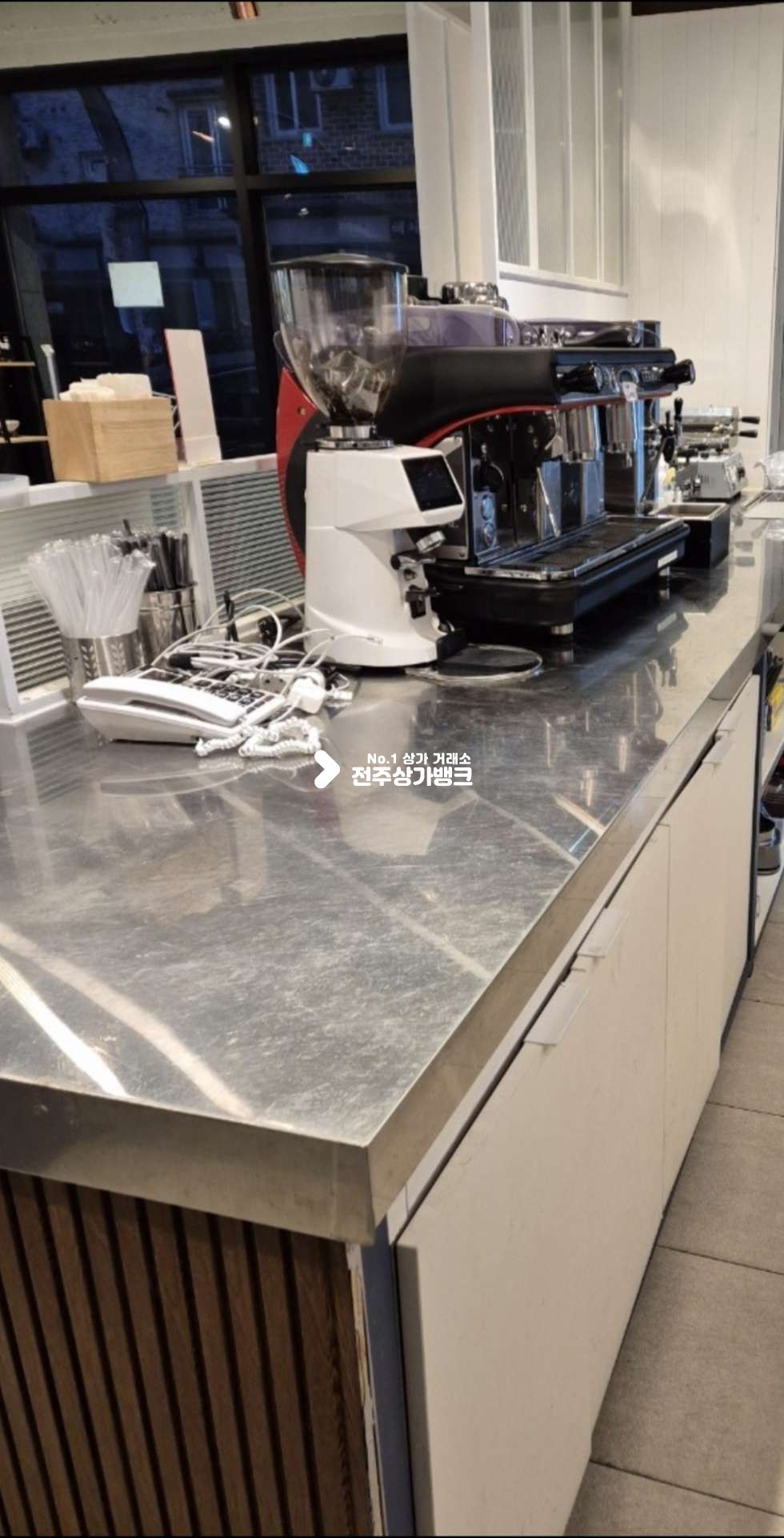 전북 전주완산구 효자동3가 효자동 나마트부근. 빌라밀집지 1층상가. 작은창고, 내부화장실O.권리금있음 월세 매물번호 16865 사진 3