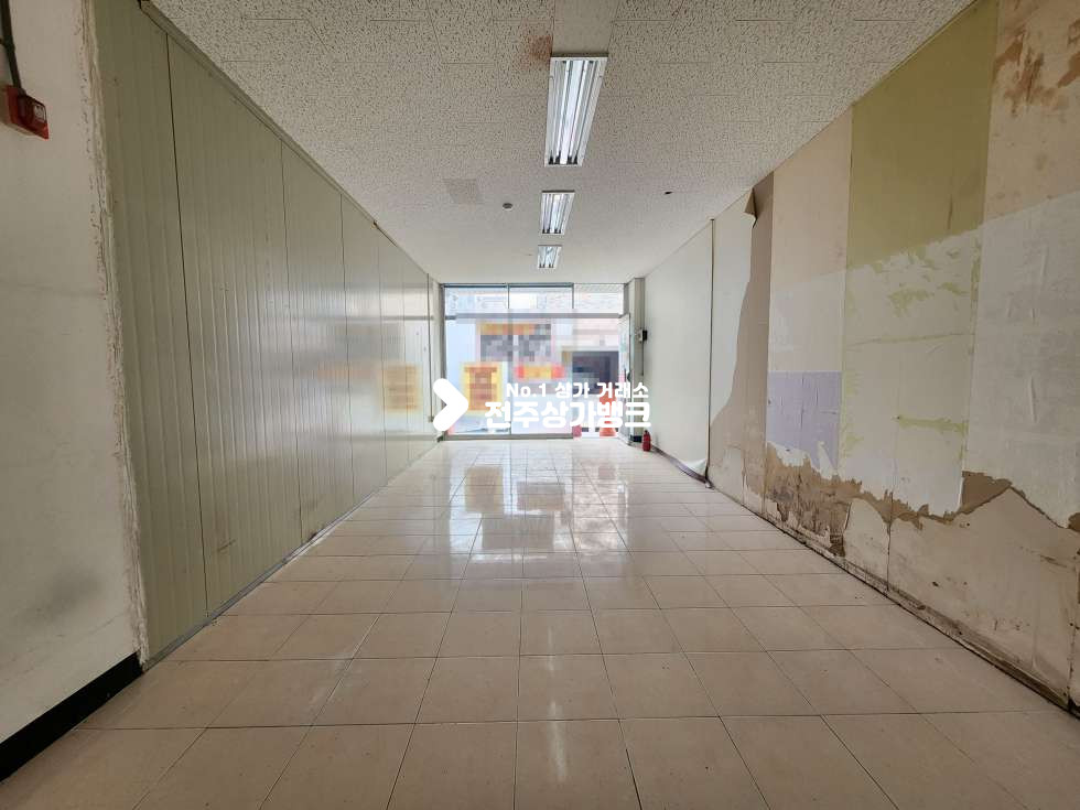 전북 전주완산구 효자동3가 효자동 신시가지. 빌라밀집지 1층상가. 내부화장실O 월세 매물번호 16843 사진 2