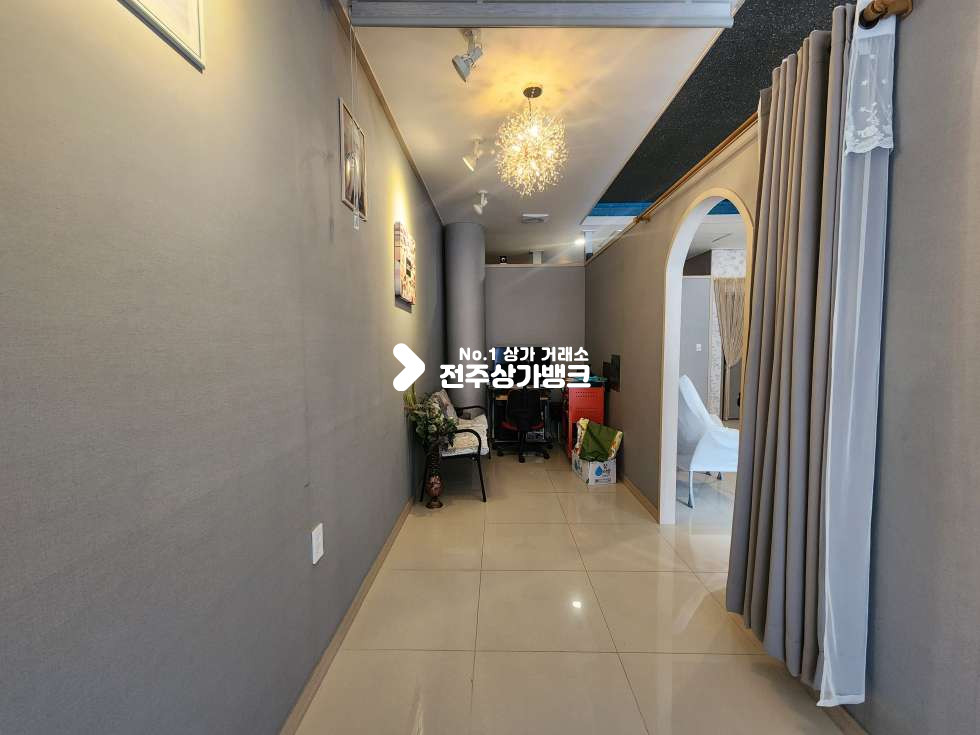 전북 전주완산구 효자동2가 효자동 신시가지 인근 .아파트 밀집지 1층상가. 인테리어 완료. 내부화장실O 월세 매물번호 16840 사진 7