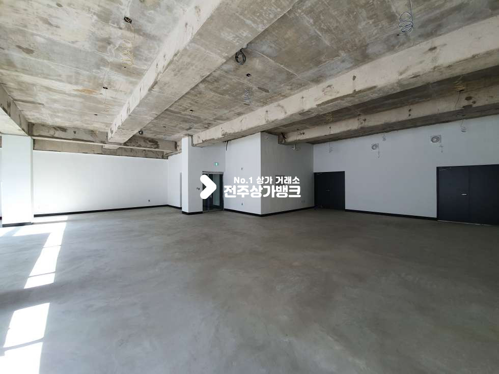 전북 전주완산구 효자동3가 신시가지 메인상권으로 모시겠습니다 월세 매물번호 10893 사진 2