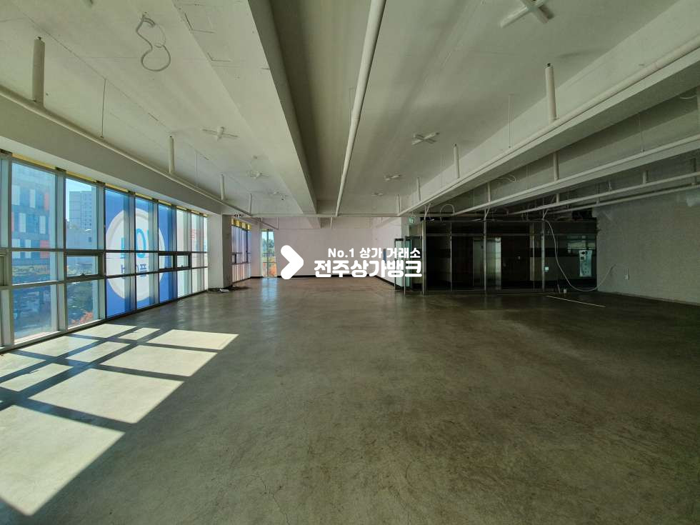 전북 전주완산구 효자동3가 신시가지 메인상권으로 모시겠습니다 월세 매물번호 10897 사진 1