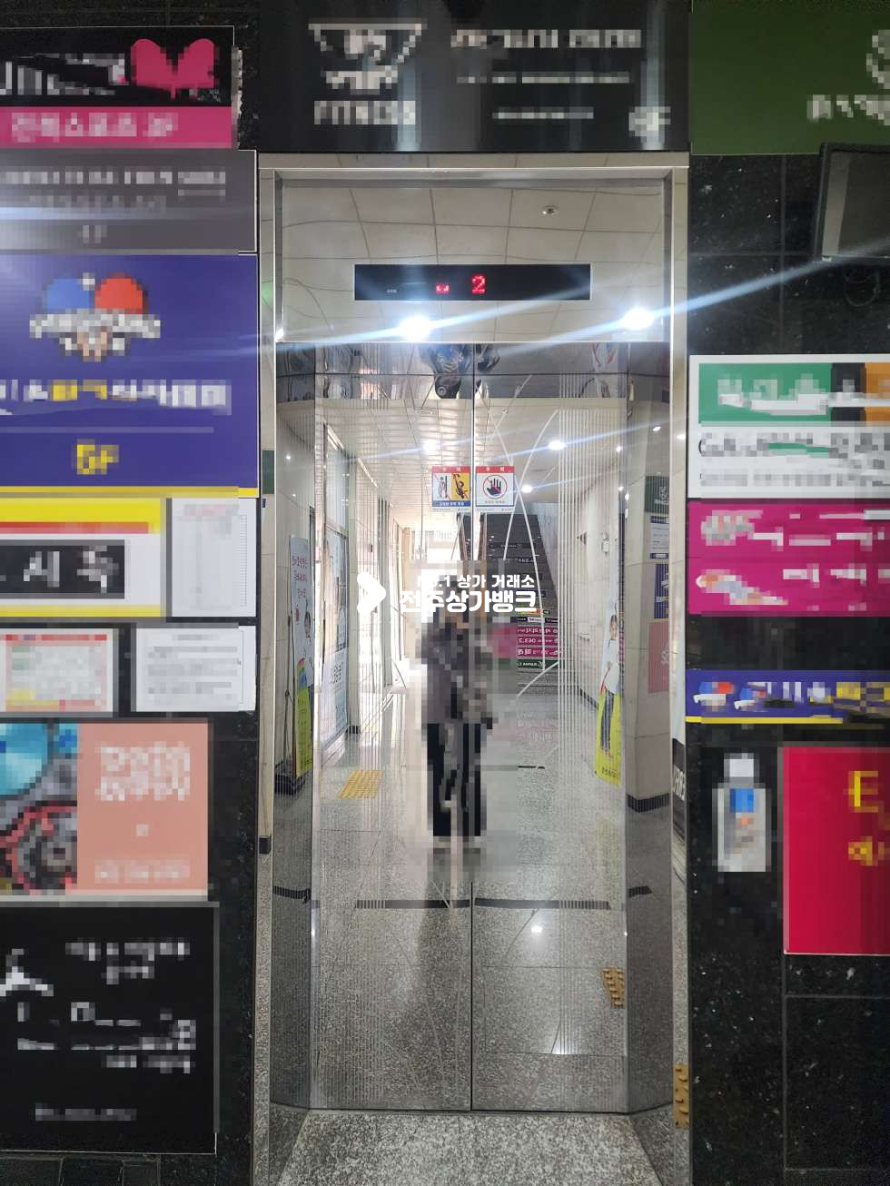 전북 완주군 이서면 혁신도시 번화가 대로변. 넓은 빌딩상가. 주차가능 월세 매물번호 17169 사진 9