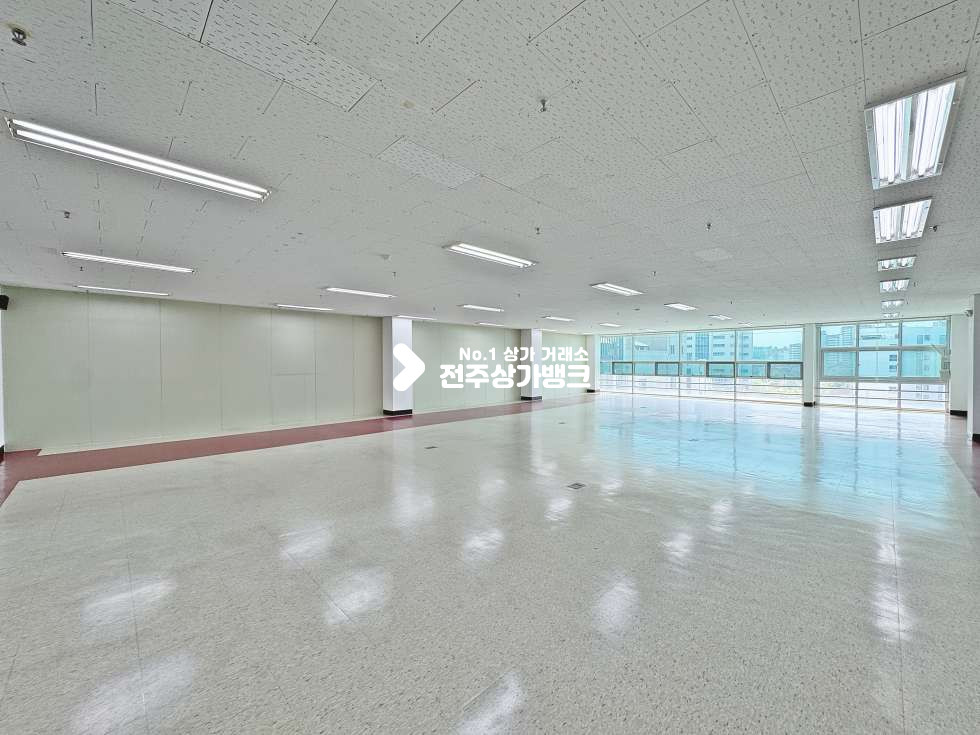 전북 전주완산구 효자동2가 신시가지 9층건물 컨디션 최강 상가 공실나왔습니다 월세 매물번호 17176 사진 2