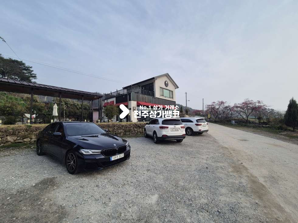 전북 김제시 금산면 청도리36-1 주1동 ○김제 금산사 카페로드. 카페건물 매매○ 매매 매물번호 17080 사진 7