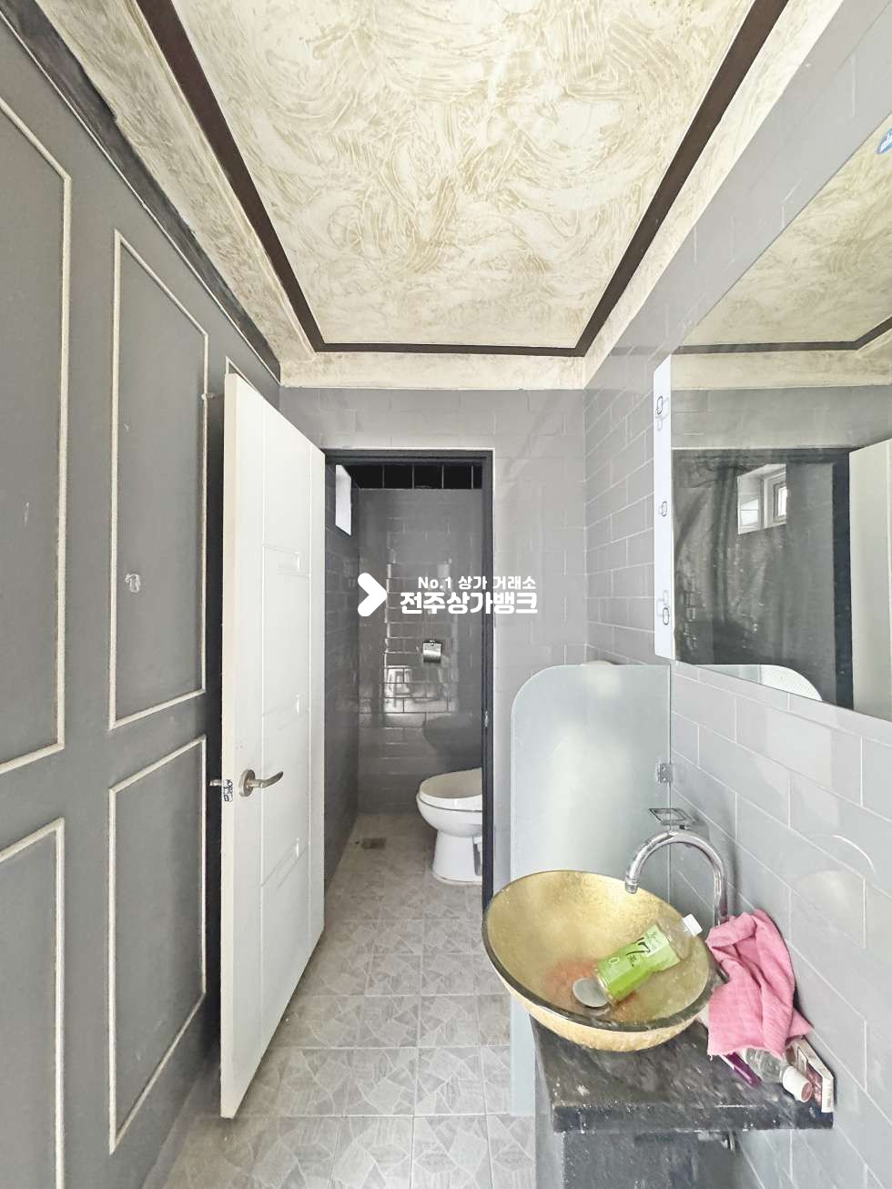 전북 전주완산구 서신동 서신동 넓은데 가격이 저렴한 상가 공실이나왔습니다 가격 조절 적극 협의 가능 월세 매물번호 17202 사진 7
