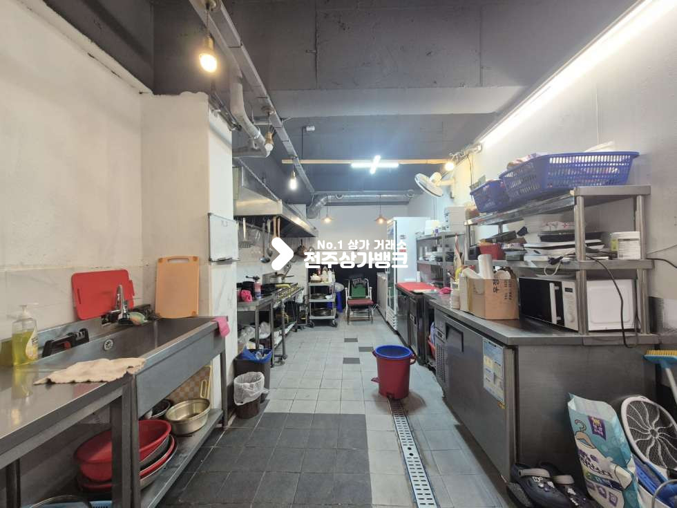 전북 전주완산구 중화산동2가 중화산동 먹자골목 내 깔끔한 상가! 곱창집 양도양수! 월세 매물번호 17205 사진 5