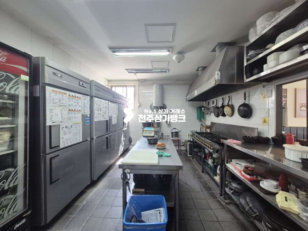 전북 전주덕진구 금암동 ○금암동 한화금융 인근 1층. 음식점 양도양수○ 월세 매물번호 17077 사진 6