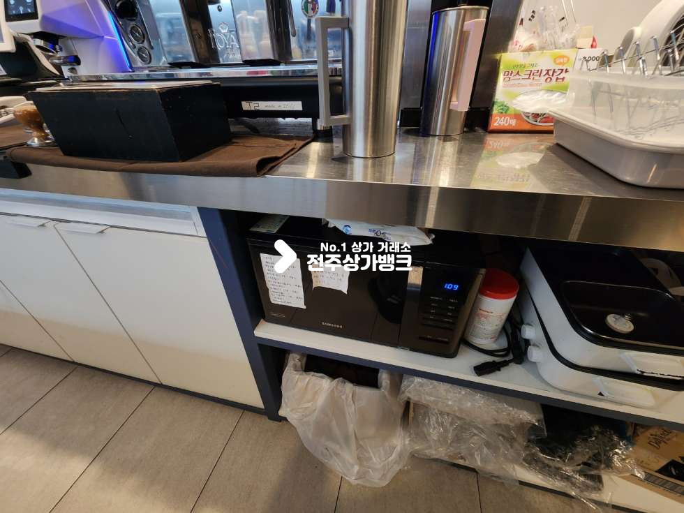 전북 전주완산구 효자동3가 효자동3가 배달매출 잘나오는 1인 카페 권리금 협의가능 협의입주 가능합니다. 월세 매물번호 14362 사진 12