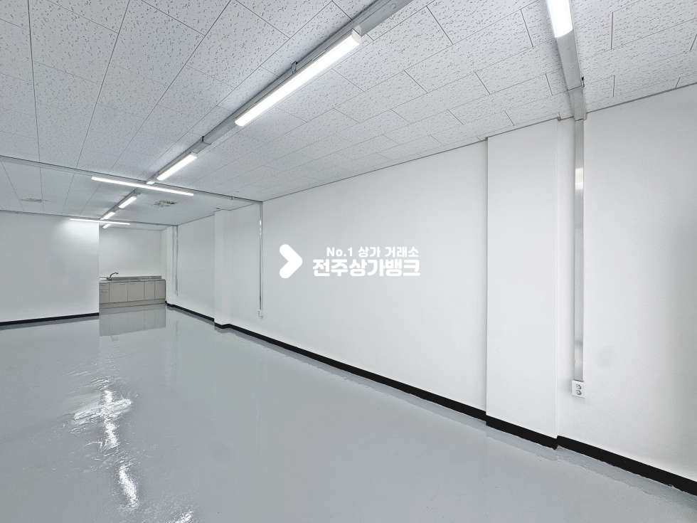 전북 전주완산구 중화산동2가 중화산동 컨디션 좋은 상가 공실나왔습니다 월세 매물번호 17234 사진 1
