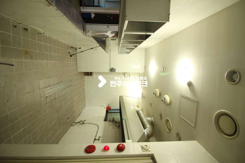 전북 전주완산구 효자동3가 신시가지 마전숲공원 2층의 음식점이나 사무실 , 학원자리 추천 드립니다. 월세 매물번호 10909 사진 5