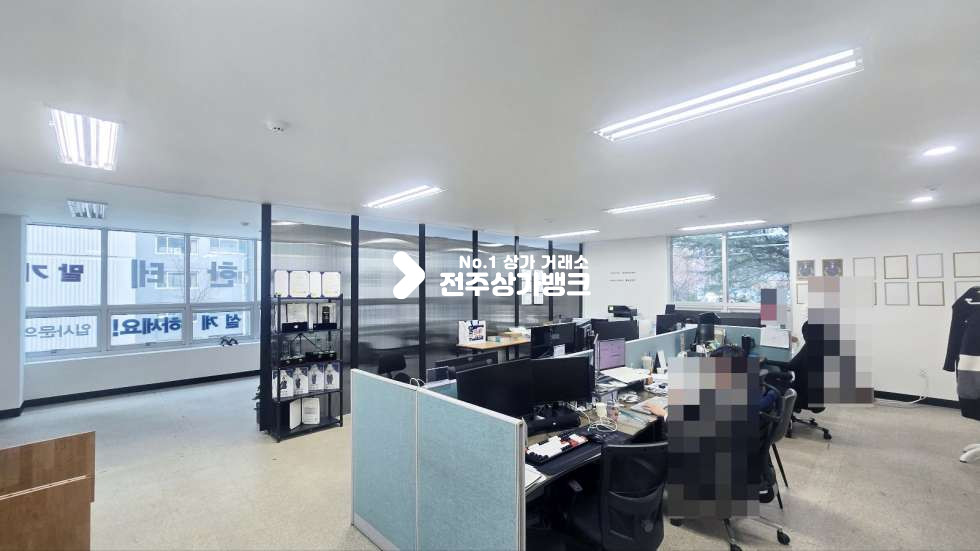 전북 전주덕진구 송천동1가 송천동 주차 편리한 2층 사무실 임대 , 저렴한 임대금액 즉시입주가능 ! 월세 매물번호 16847 사진 2