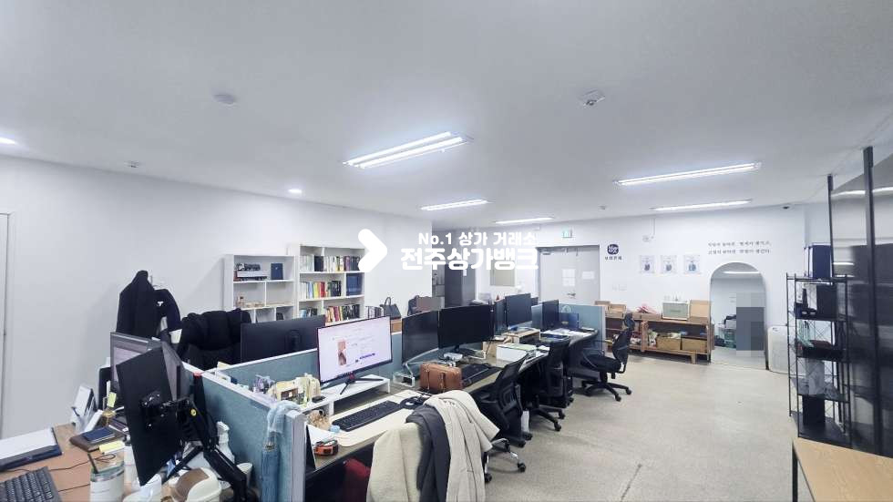 전북 전주덕진구 송천동1가 송천동 주차 편리한 2층 사무실 임대 , 저렴한 임대금액 즉시입주가능 ! 월세 매물번호 16847 사진 4