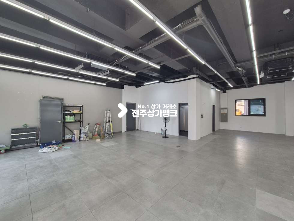 전북 전주완산구 효자동2가 ○효자동 로컬푸드 인근 1층상가. 뷰티샵, 판매시설 추천○ 월세 매물번호 17247 사진 3