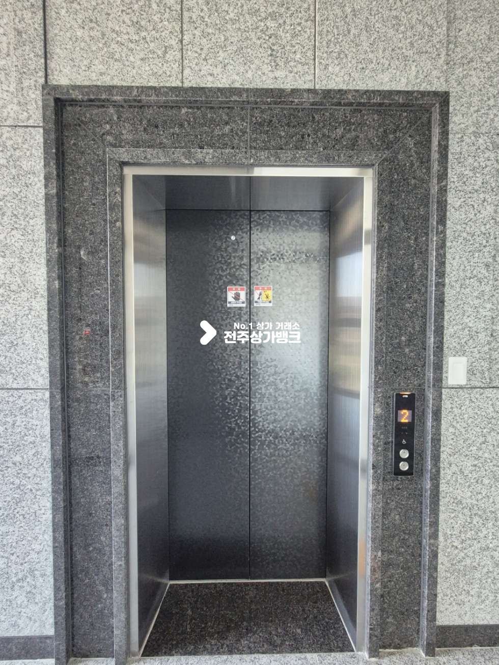 전북 전주완산구 효자동2가 ○효자동 로컬푸드인근 깔끔한 건물 2층상가. 사무실 추천○ 월세 매물번호 17250 사진 7
