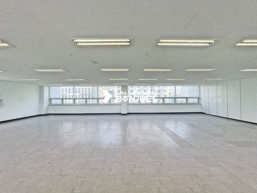 전북 전주완산구 효자동2가 신시가지 메인거리 상가 공실나왔습니다 컨디션 채광 모두 최상 월세 매물번호 17252 사진 5