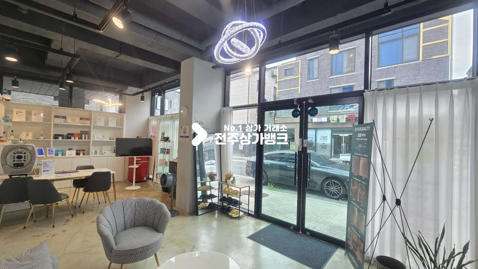 전북 전주덕진구 만성동 만성동 인테리어 깔끔한 미용상가 양도양수 권리금협의가능 월세 매물번호 17299 사진 1