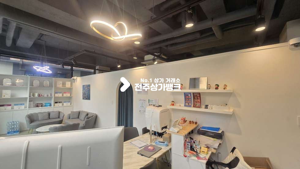 전북 전주덕진구 만성동 만성동 인테리어 깔끔한 미용상가 양도양수 권리금협의가능 월세 매물번호 17299 사진 3