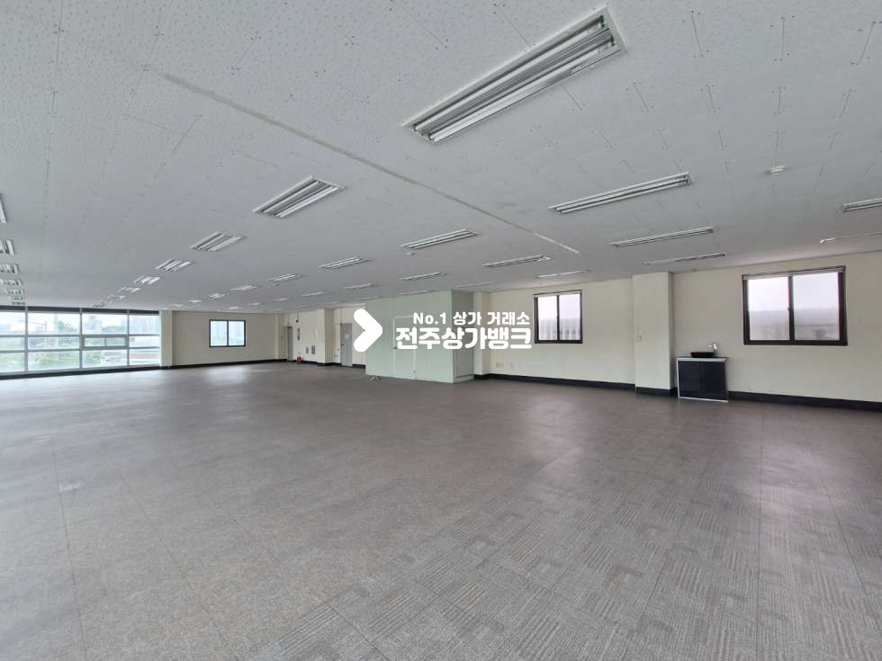 전북 전주덕진구 산정동 ○산정동 주차걱정 no! 기업체 사무실 추천.○ 월세 매물번호 17306 사진 2