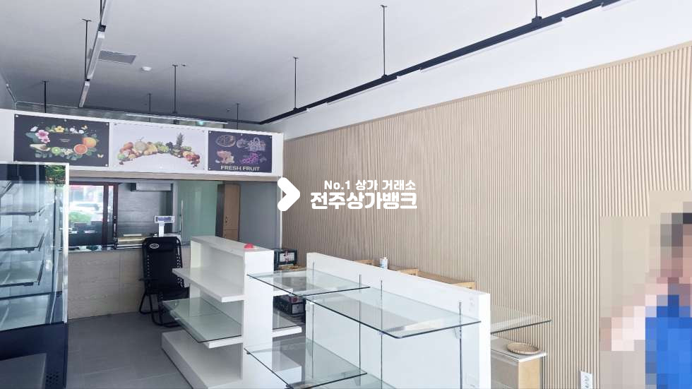 전북 완주군 이서면 갈산리 혁신지구 가시성 매우좋은 1층상가 내부인테리어완빅 즉시입주가능 월세 매물번호 17323 사진 2