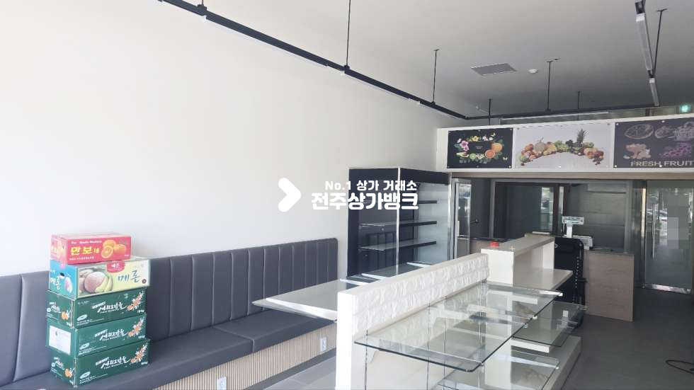 전북 완주군 이서면 갈산리 혁신지구 가시성 매우좋은 1층상가 내부인테리어완빅 즉시입주가능 월세 매물번호 17323 사진 3