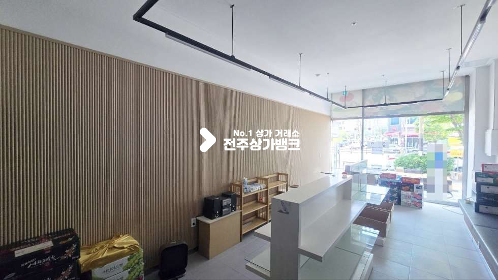 전북 완주군 이서면 갈산리 혁신지구 가시성 매우좋은 1층상가 내부인테리어완빅 즉시입주가능 월세 매물번호 17323 사진 6