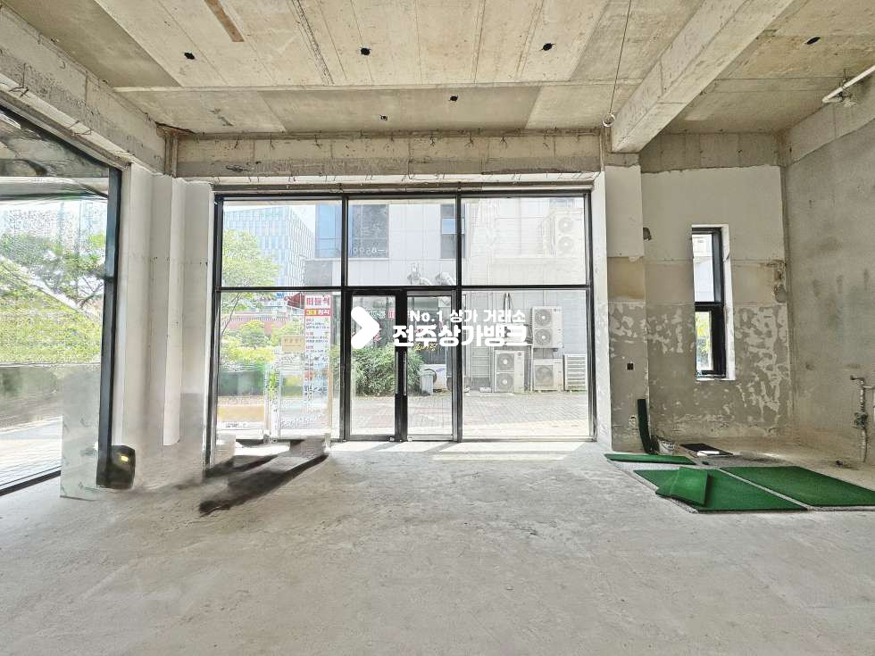 전북 전주완산구 효자동3가 효자동 원룸단지촌 컨디션 좋은 상가 공실나왔습니다 월세 매물번호 17325 사진 6