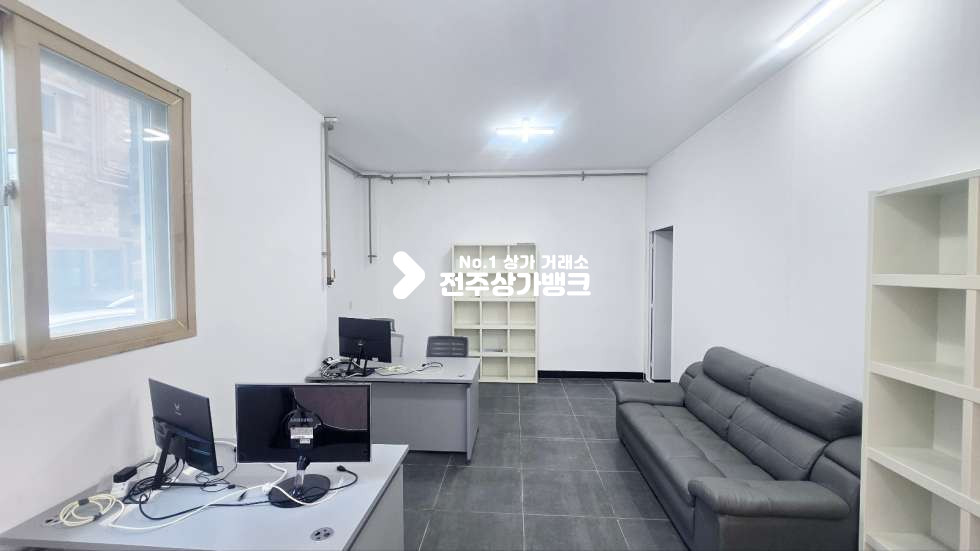 전북 완주군 이서면 갈산리 혁신지구 저렴한 가격대로 1층사무실 임대 / 내부인테리어완비 즉시입주가능 월세 매물번호 17328 사진 2