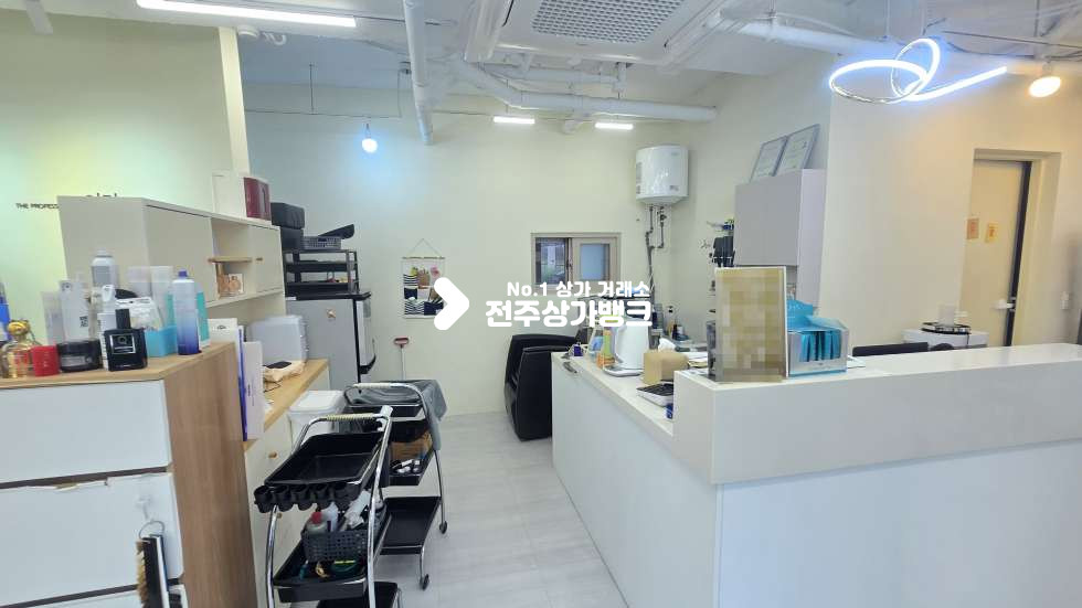 전북 전주완산구 효자동3가 인테리어 완비 1인미용실로 제격 내부집기일체 , 권리금협의가능 월세 매물번호 17329 사진 5