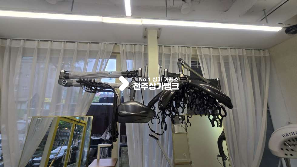 전북 전주완산구 효자동3가 인테리어 완비 1인미용실로 제격 내부집기일체 , 권리금협의가능 월세 매물번호 17329 사진 10