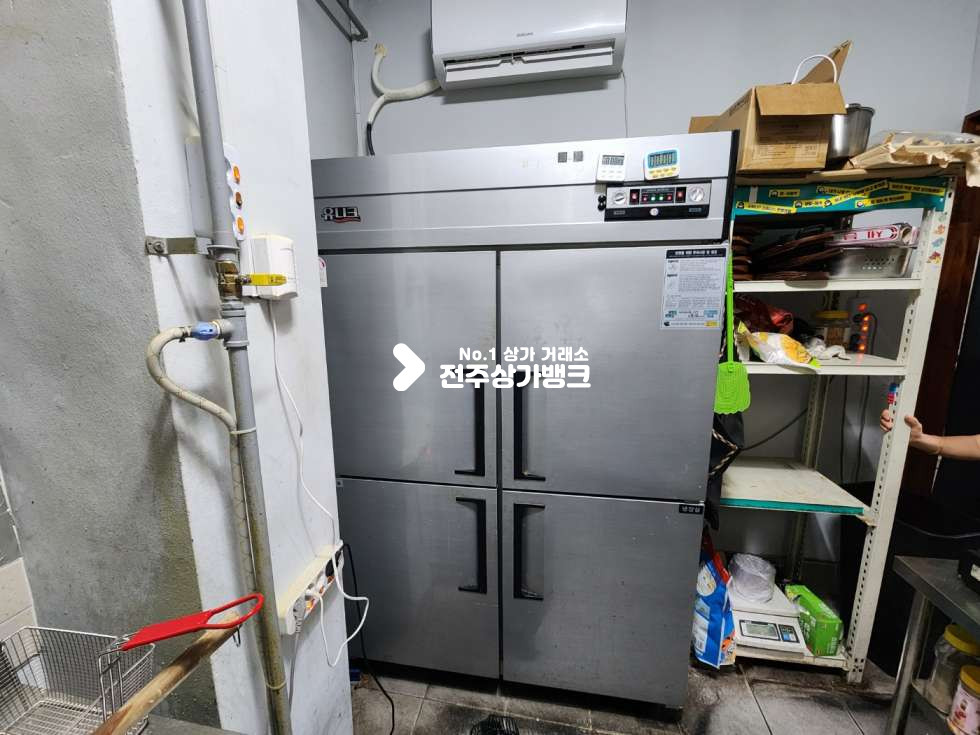 전북 전주완산구 효자동3가 효자동3가 신시가지 홍리단길 1층 선술집 상가 ! 유동인구 많음 시설 컨디션 최상 ! 월세 매물번호 12976 사진 10