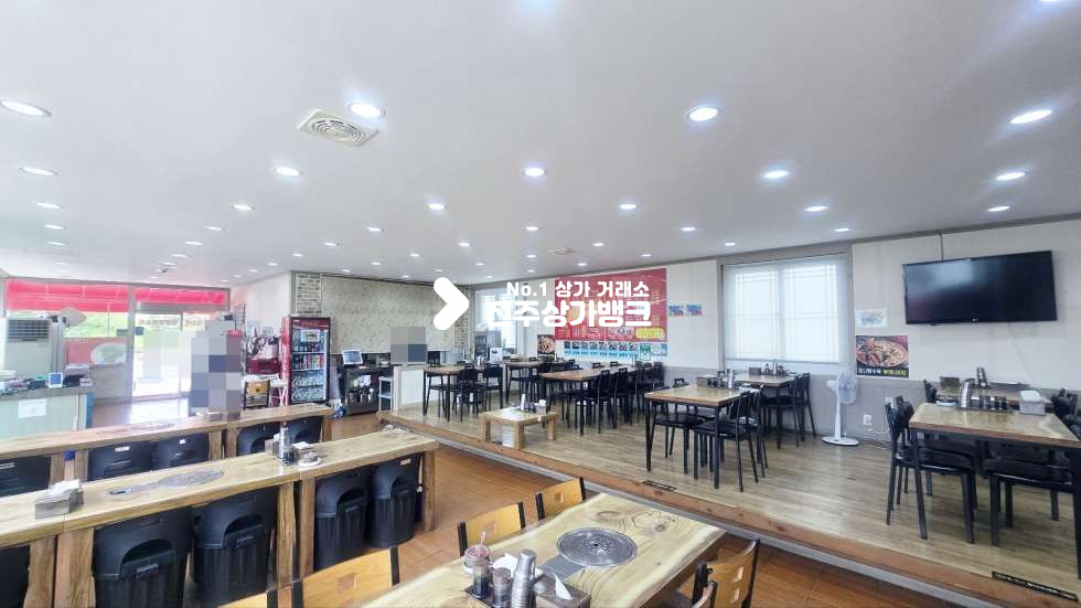 전북 전주완산구 효자동2가 효자동대로변 주차좋고 가시성좋은 1층음식점상가양도양수 권리금 협의가능 월세 매물번호 17348 사진 2