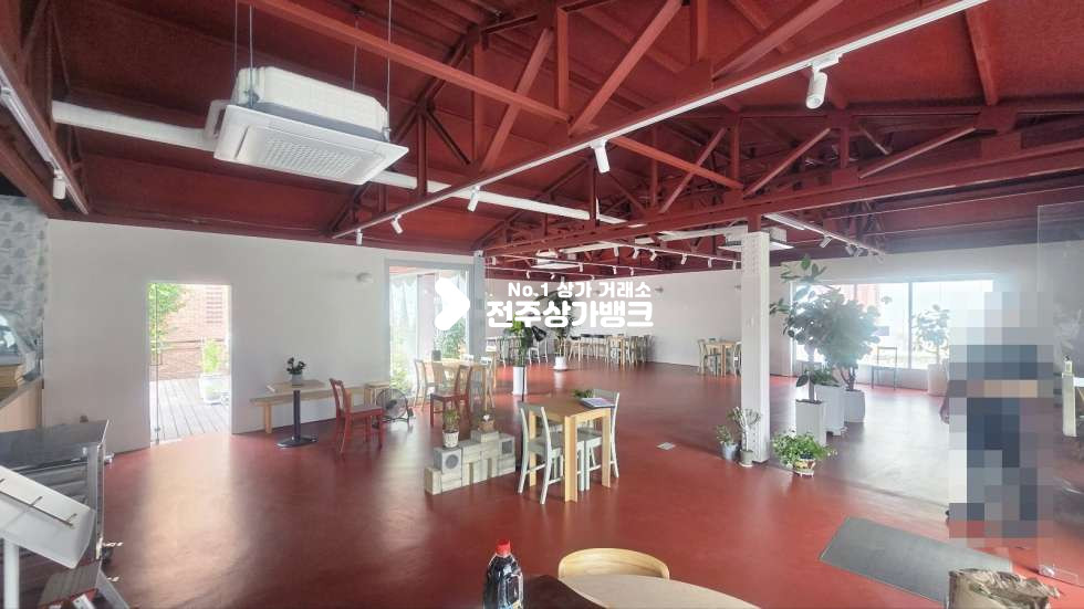 전북 전주완산구 평화동2가 평화동2가 내부 깔끔 리모델링 , 무권리금 상가로 즉시입주가능 ! 월세 매물번호 17350 사진 5