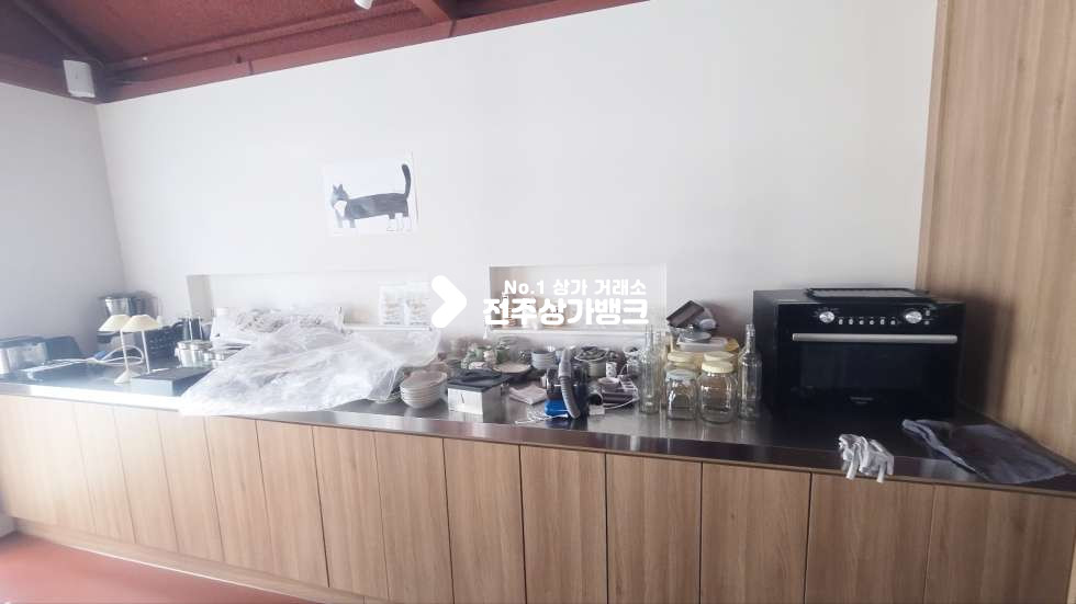 전북 전주완산구 평화동2가 평화동2가 내부 깔끔 리모델링 , 무권리금 상가로 즉시입주가능 ! 월세 매물번호 17350 사진 10