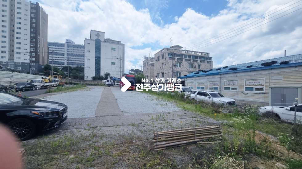 전북 전주완산구 평화동2가 평화동2가 내부 깔끔 리모델링 , 무권리금 상가로 즉시입주가능 ! 월세 매물번호 17350 사진 16