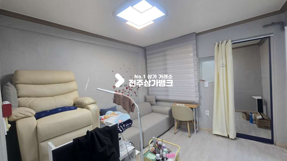 전북 전주완산구 삼천동1가 삼천동1가 저렴한금액으로 즉시창업가능한 네일상가 권리금저렴 ! 월세 매물번호 17359 사진 4
