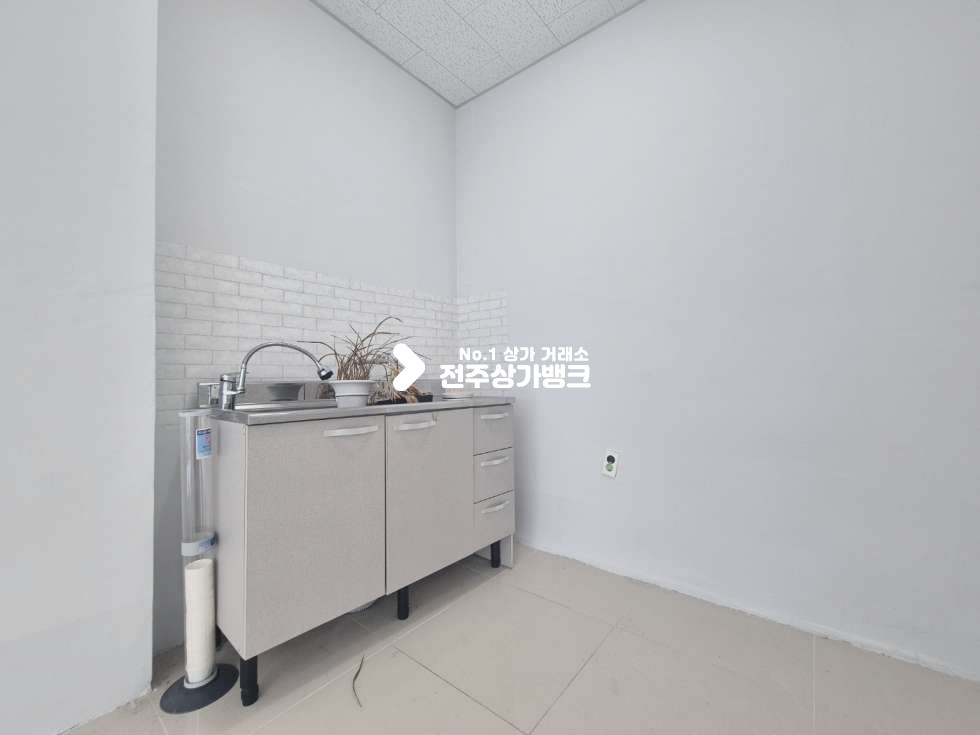 전북 전주완산구 효자동2가 ○효자동2가 도교육청 인근. 사무실 추천!○ 월세 매물번호 17370 사진 6