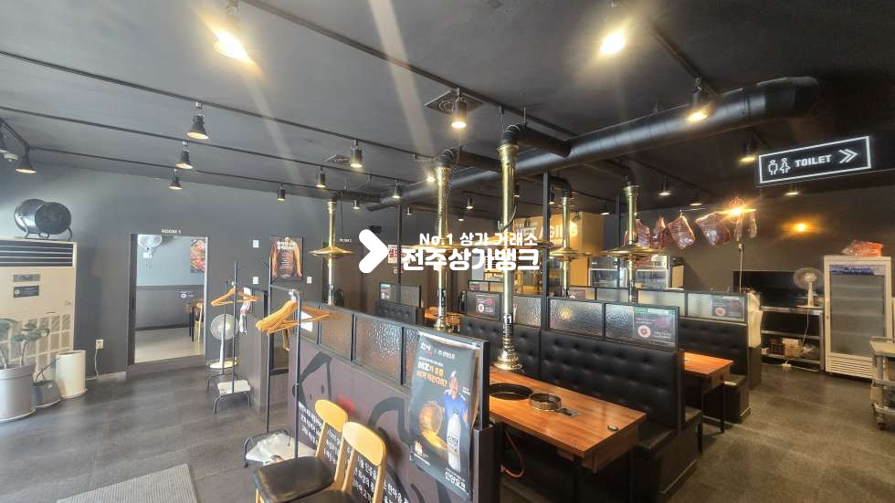 전북 전주덕진구 반월동 반월동 80평형 음식점 단독상가 , 주차장있음 , 권리금협의가능 월세 매물번호 17374 사진 1