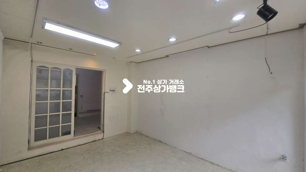 전북 전주완산구 서신동 서신동 저렴한가격으로 창업가능한 상가 , 공방,1인사무실 강력추천 월세 매물번호 17378 사진 2