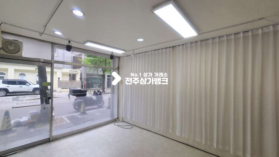 전북 전주완산구 서신동 서신동 저렴한가격으로 창업가능한 상가 , 공방,1인사무실 강력추천 월세 매물번호 17378 사진 4